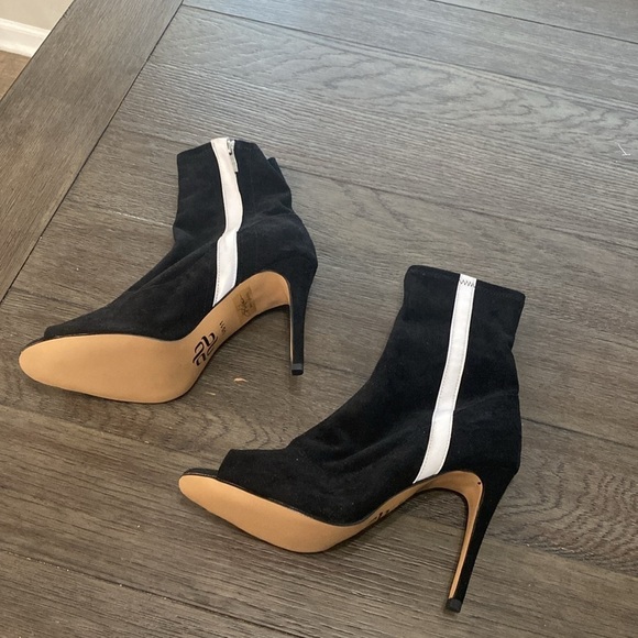 NWT BURJU Speechless Ankle Bootie Open Toe Stretch Ankle Boots | Black  11 - Picture 3 of 9